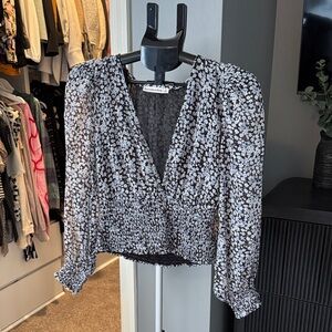 Abercrombie & Fitch Black and White Floral V-Neck Smocked Hem Blouse